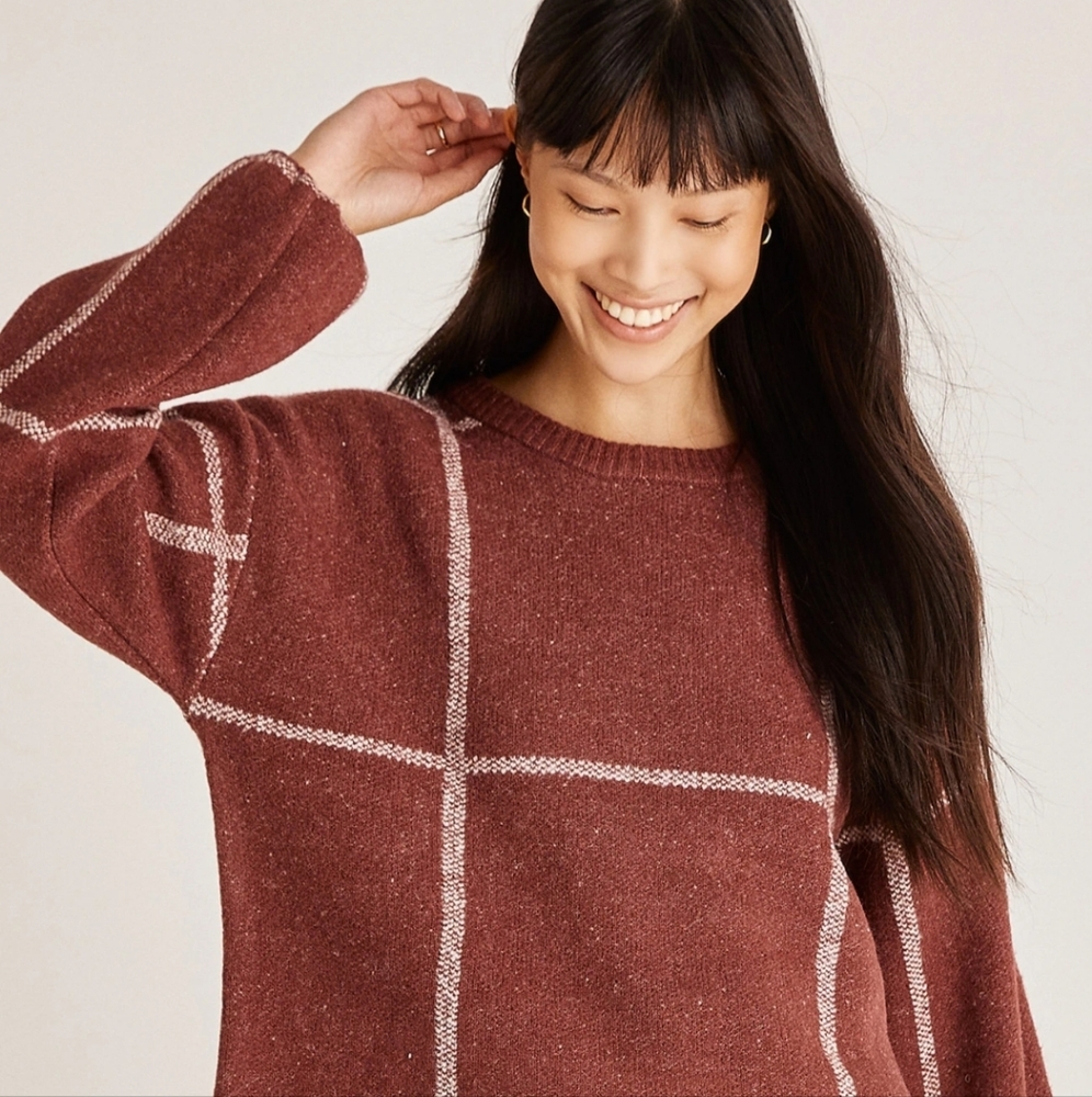 Z Supply Solange Plaid Sweater in Crimson